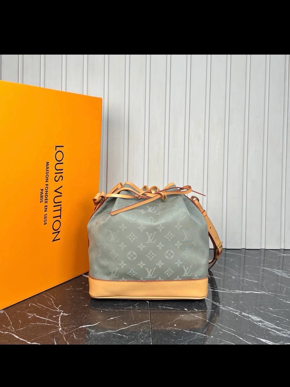 Luxury Drawstring Bucket Bag in Gray and Tan